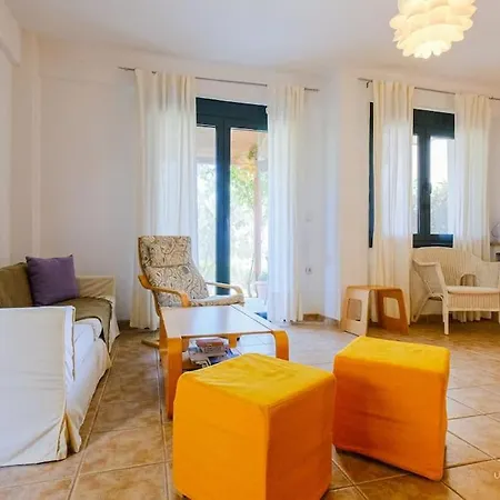 Holiday home Evergreen 3-bdrm Maison, 300m To Beach,