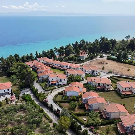 Evergreen 3-bdrm Maison, 300m To Beach, Kriopigi